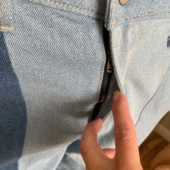 Hollister Ultra High Rise Mom Jeans Patchwork Size 27 - Picture 9 of 11